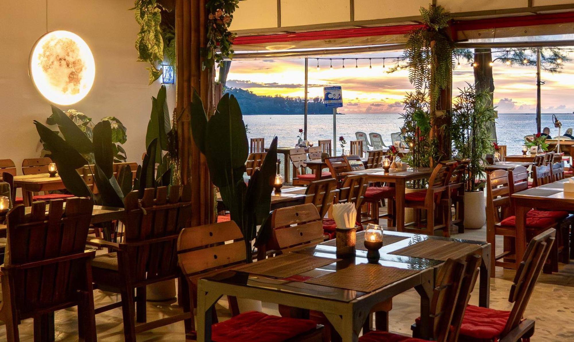 Deng'S Kamala Beach Guesthouse Экстерьер фото